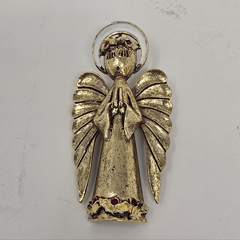 Vintage 1980 signed ART gold tone holiday angel brooch